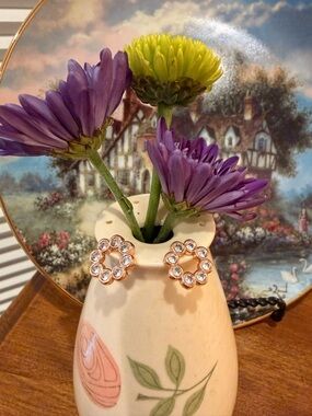 Crystal Circle Cluster Stud Earrings - Rose Gold Tone